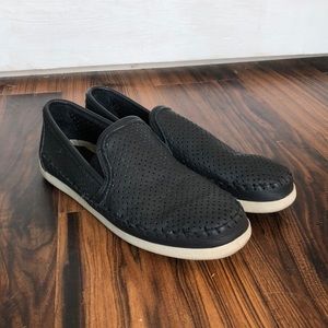Minnetonka Pacific Slip On